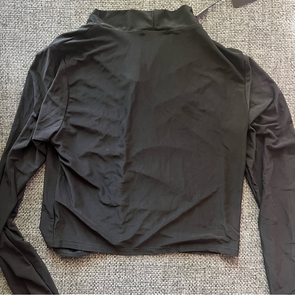 NEW Pretty Little Thing Black long sleeve crop top size 8 - Picture 7 of 9